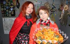 Нарядные гости 